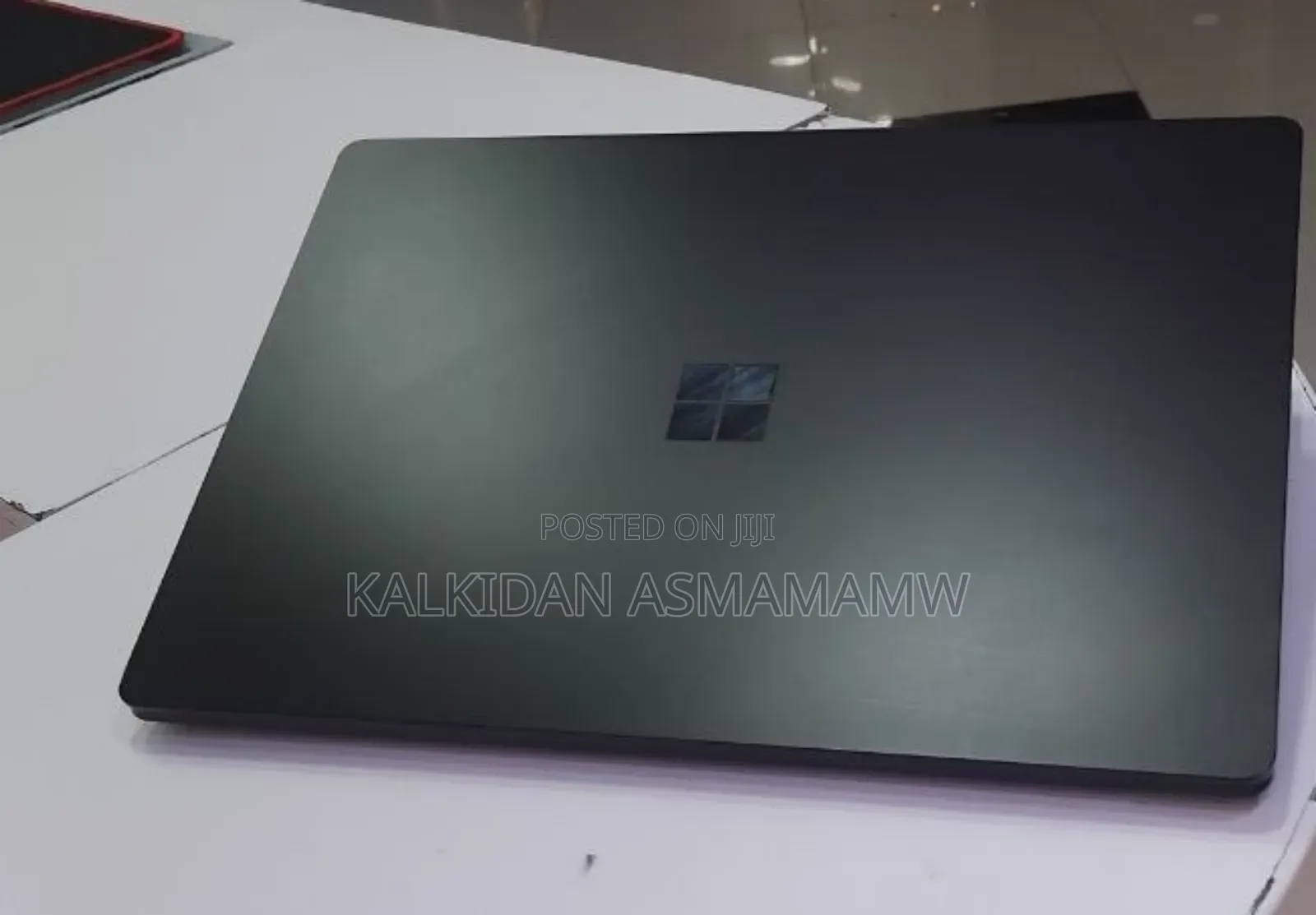 New Laptop Microsoft Surface 16GB Intel Core i7 SSD 256GB