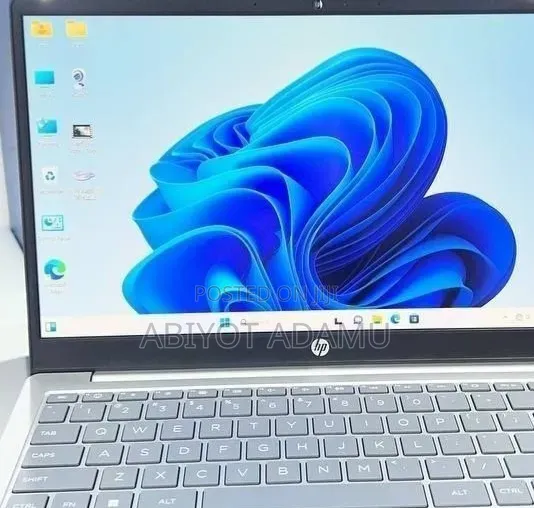 New Laptop HP Stream Notebook 16GB Intel SSD 1T