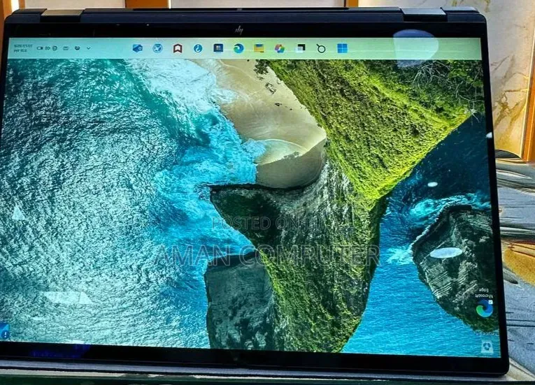 New Laptop HP OmniBook 5 Flip 16GB Intel Core Ultra 7 SSD 1T