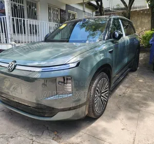 New Volkswagen ID. Buzz 2026 Green
