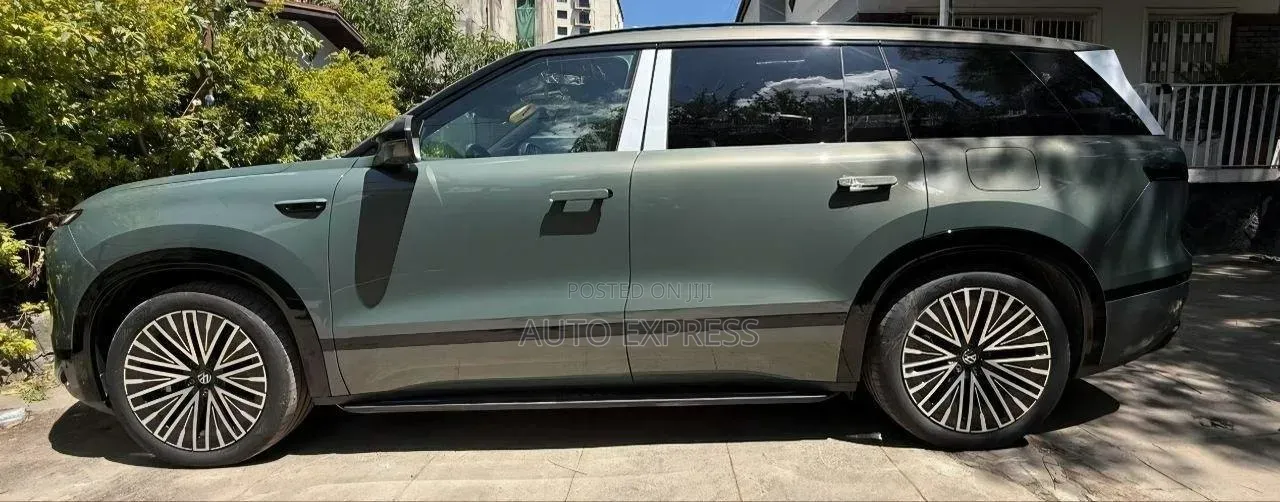New Volkswagen ID. Buzz 2026 Green
