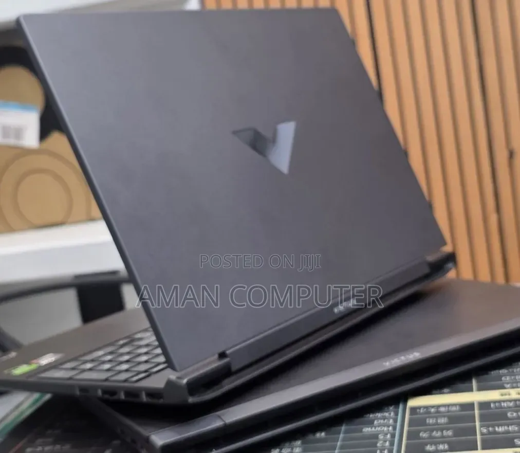 New Laptop HP Victus 16 16GB AMD Ryzen 7 SSD 512GB