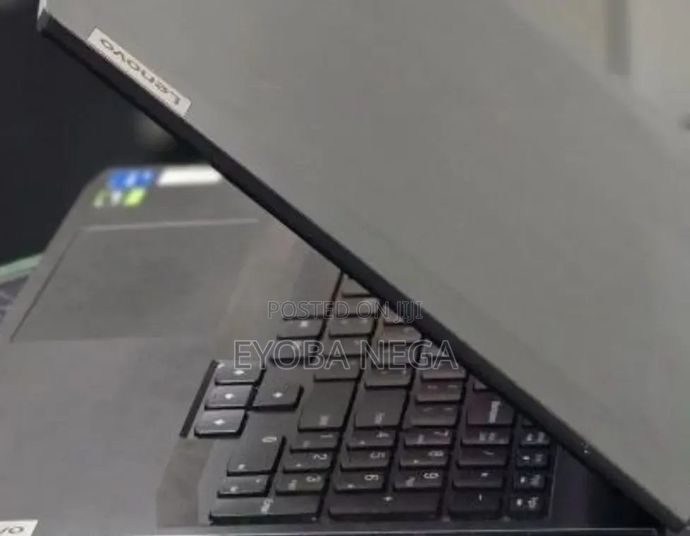 New Laptop Lenovo Ideapad 3 8GB Intel Core i5 SSD 512GB