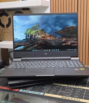 New Laptop HP Victus 15 16GB AMD Ryzen 7 SSD 512GB