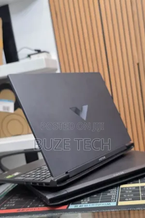 New Laptop HP Victus 15 16GB AMD Ryzen 7 SSD 512GB