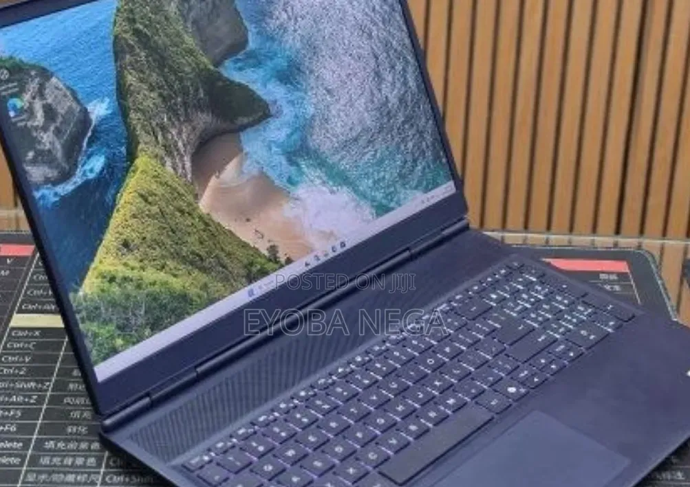 New Laptop Alienware M15 r3 16GB Intel Core Ultra 7 SSD 1T