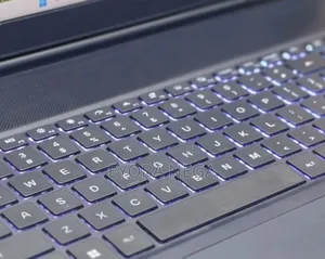 New Laptop Alienware M15 r3 16GB Intel Core Ultra 7 SSD 1T