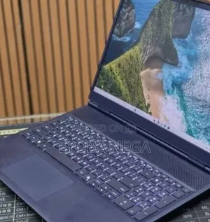 New Laptop Alienware M15 r3 16GB Intel Core Ultra 7 SSD 1T