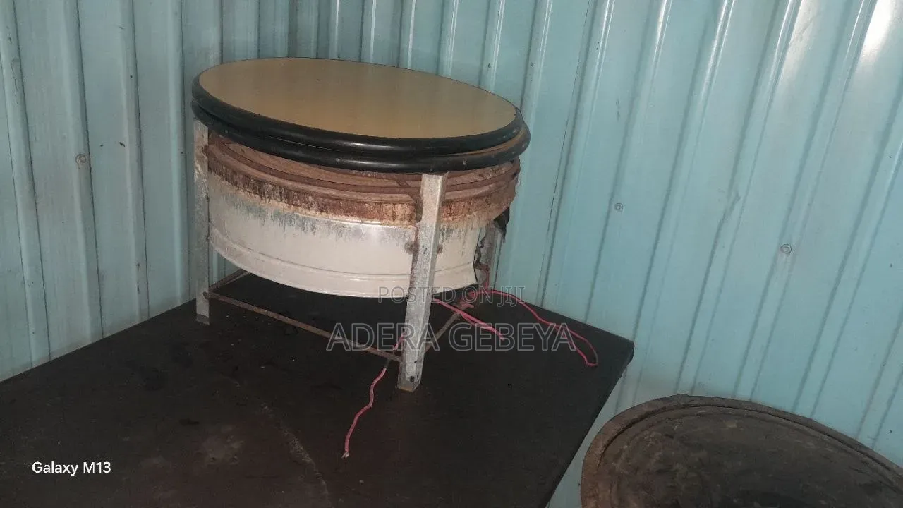 ሙሉ የእንጀራ መጋገሪያ ቤት እቃ