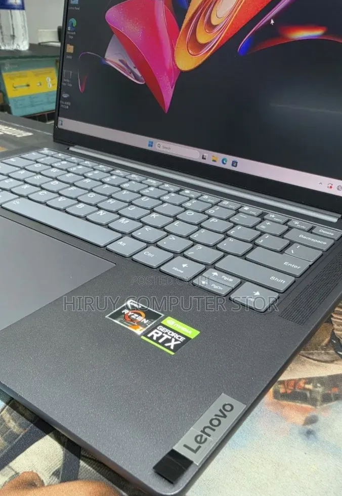 New Laptop Lenovo ThinkPad Yoga 16GB AMD Ryzen 7 SSD 512GB