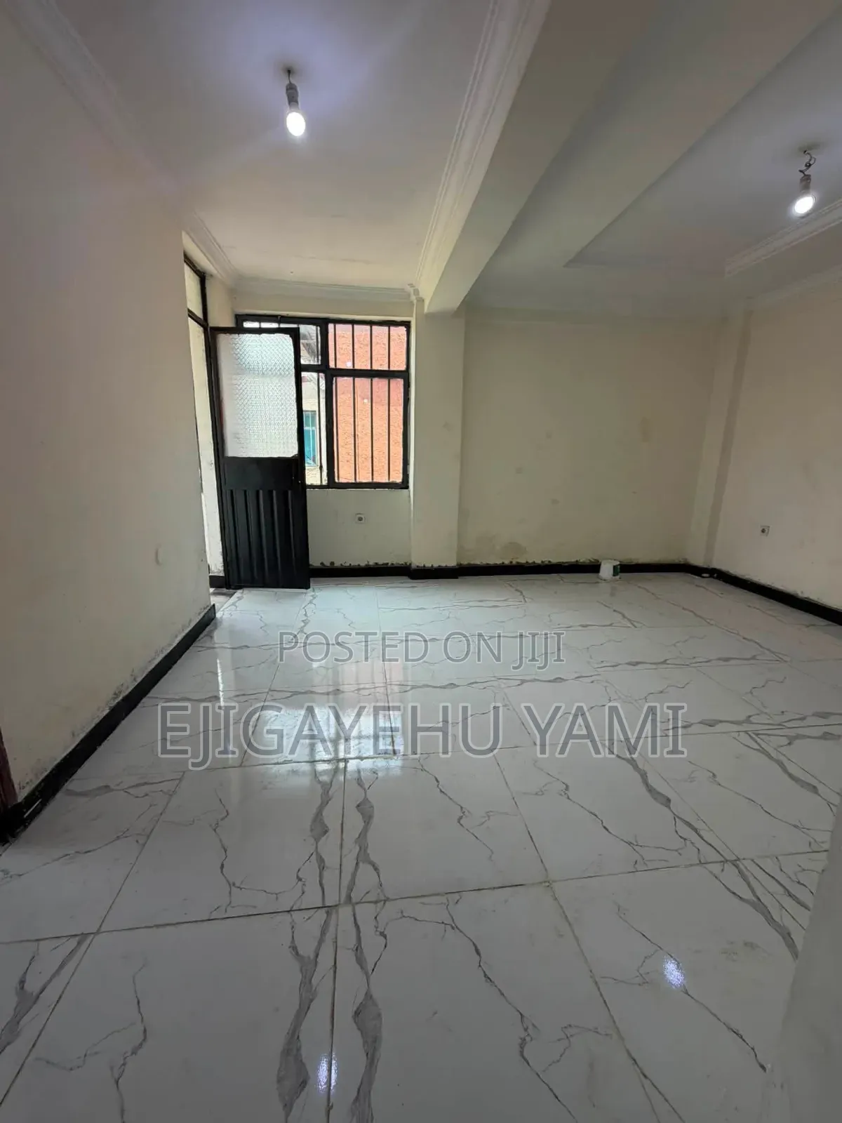 Furnished 2bdrm Condo in ኮንዶሚንየም, Bole for sale