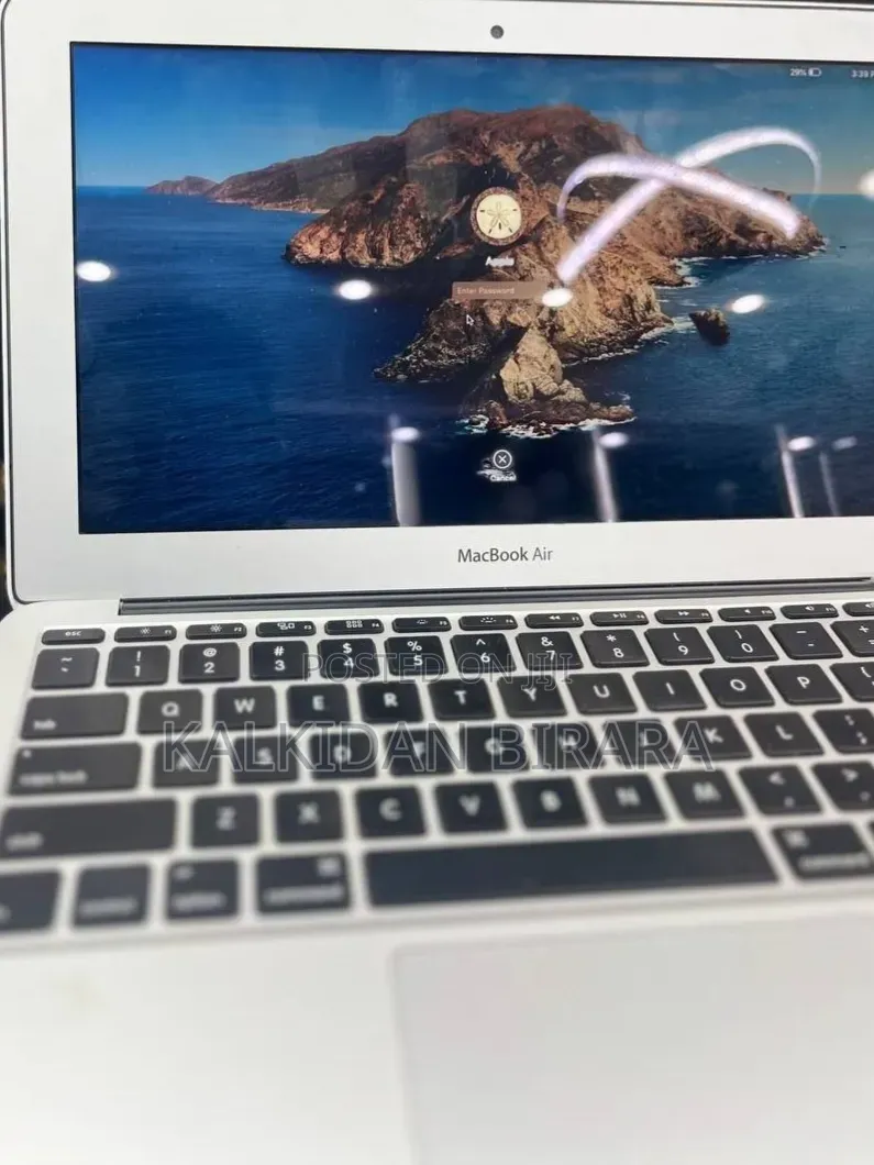 New Laptop Apple MacBook Air 2015 8GB Intel Core i5 SSD 128GB