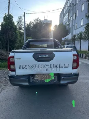 Toyota Hilux Revo Single Cab Deisel 2.4 RWD 2021 White