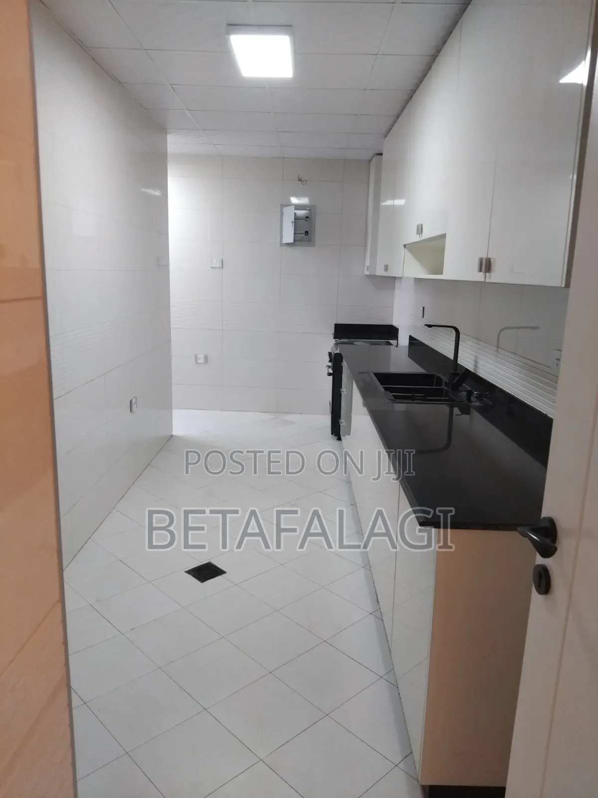 Furnished 3bdrm Apartment in Nifas Silk-Lafto for sale