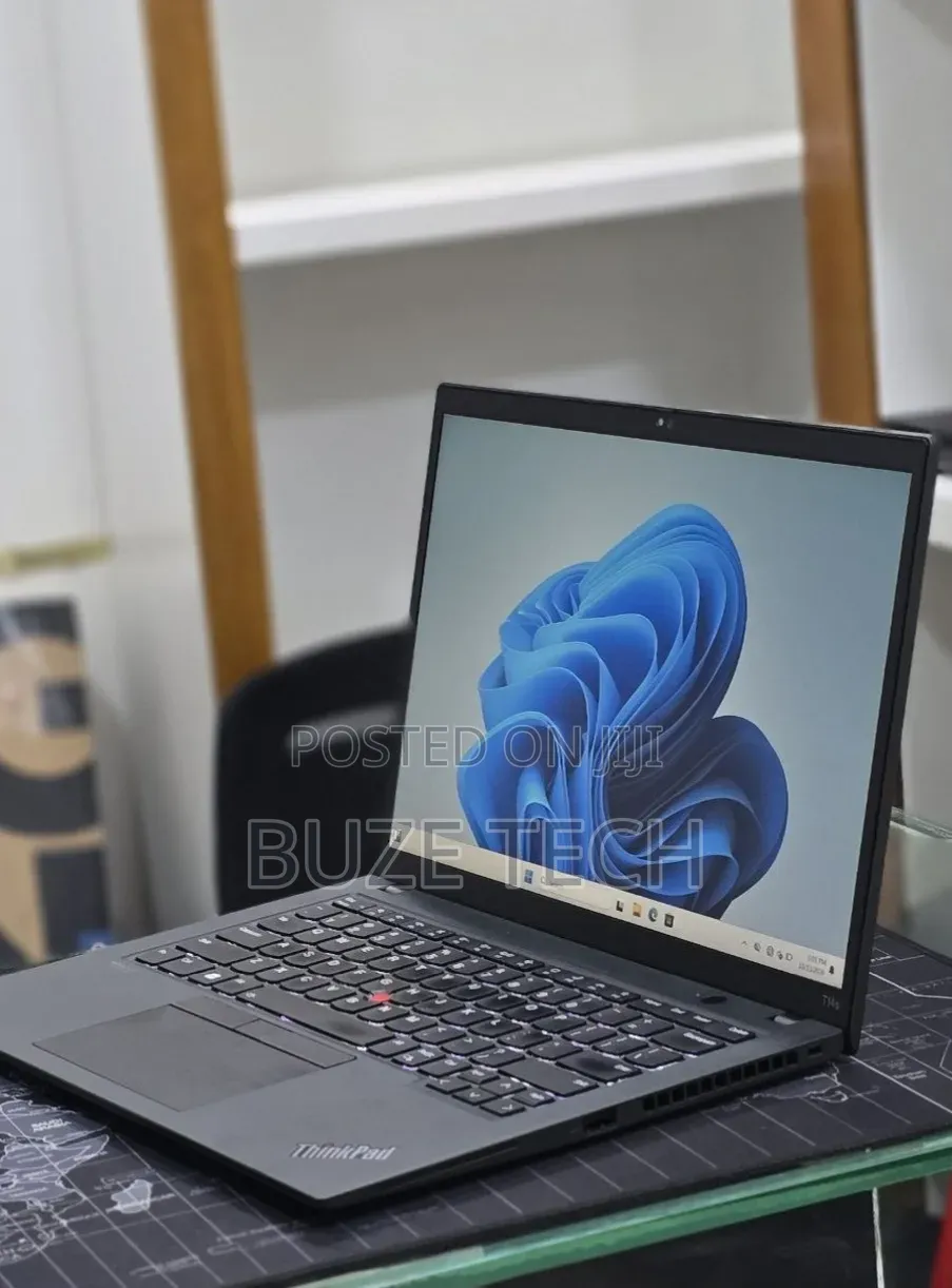 New Laptop Lenovo ThinkPad T14 16GB Intel Core i7 SSD 512GB