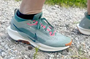 Nike Pegasus Trail 5 GORE-TEX Trail Running Shoes – New Arrival