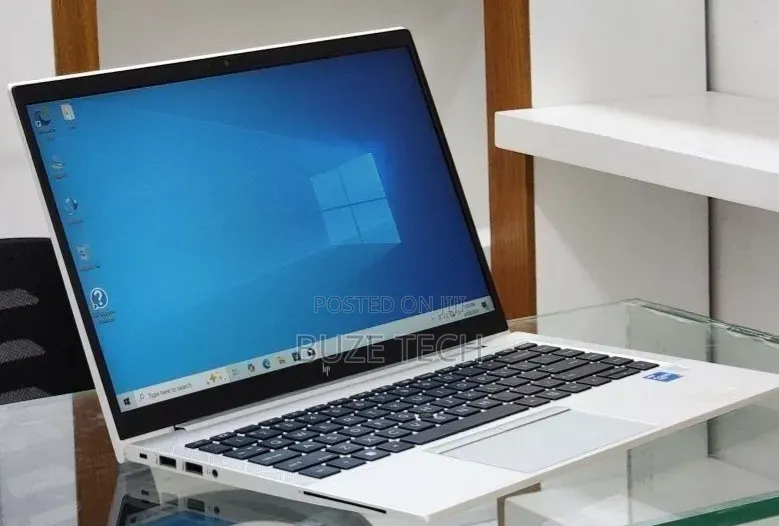 New Laptop HP EliteBook 840 G8 16GB Intel Core i5 SSD 512GB