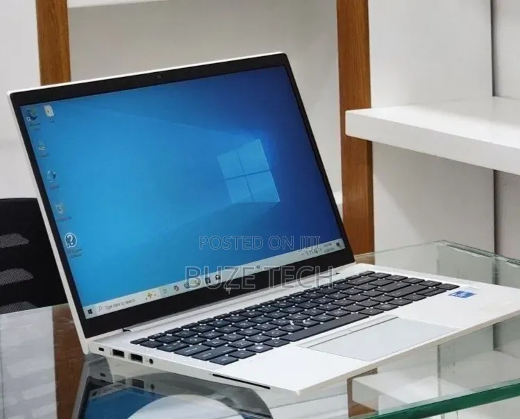 New Laptop HP EliteBook 840 G8 16GB Intel Core i5 SSD 512GB