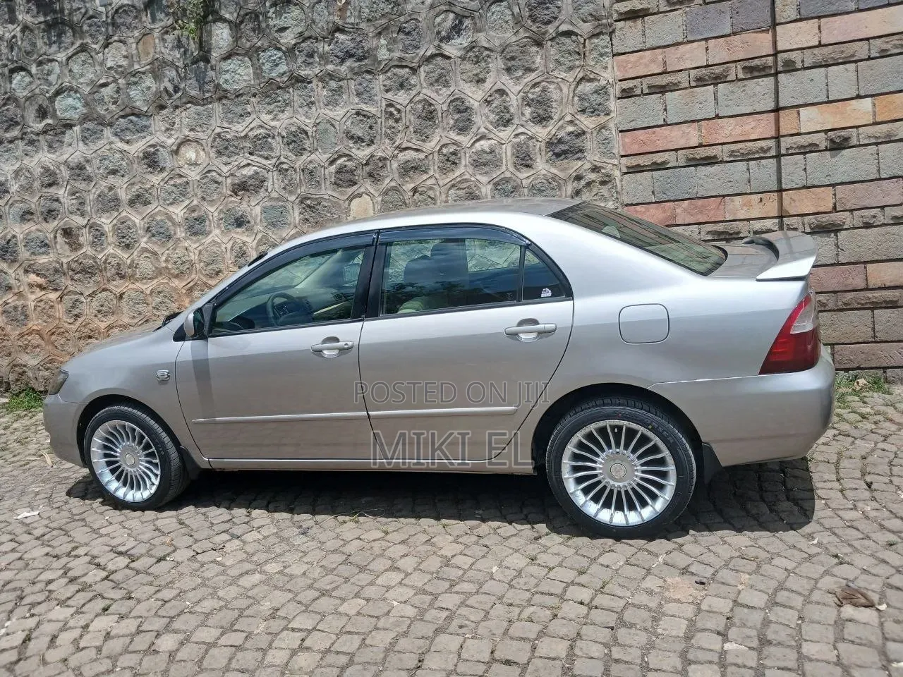 Toyota Corolla 1.4 VVT-i 2007 Gold