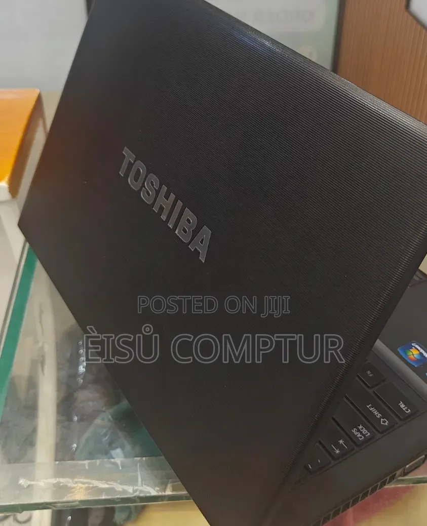New Laptop Toshiba Satellite C55 6GB Intel Core i5 SSD 500GB