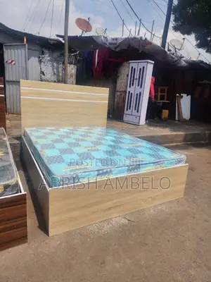 Laminate Bed Modern New Ty