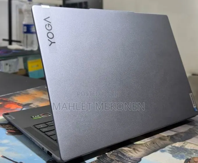 New Laptop Lenovo Yoga 2 16GB AMD Ryzen 7 SSD 512GB