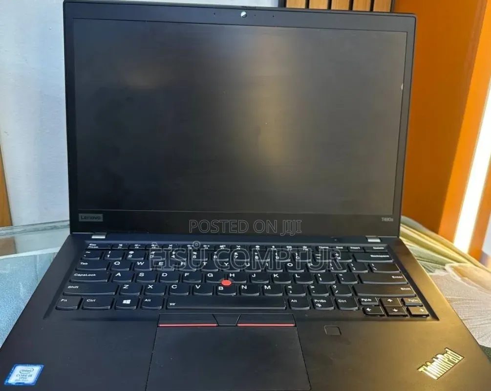 New Laptop Lenovo ThinkPad T490s 8GB Intel Core i5 SSD 512GB