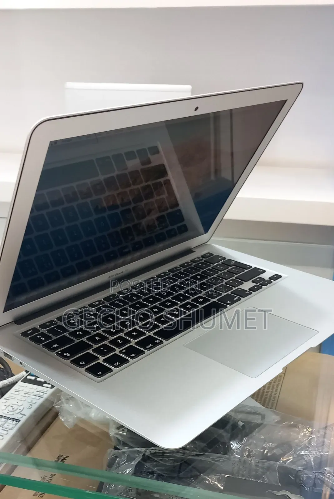 New Laptop Apple MacBook Air 2017 8GB Intel Core i5 SSD 128GB