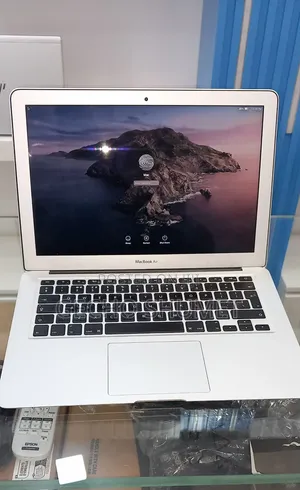 New Laptop Apple MacBook Air 2017 8GB Intel Core i5 SSD 128GB