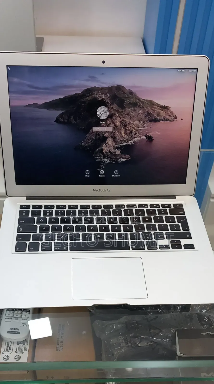 New Laptop Apple MacBook Air 2017 8GB Intel Core i5 SSD 128GB