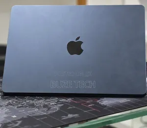 New Laptop Apple MacBook Air 2022 M2 8GB Apple M2 SSD 256GB