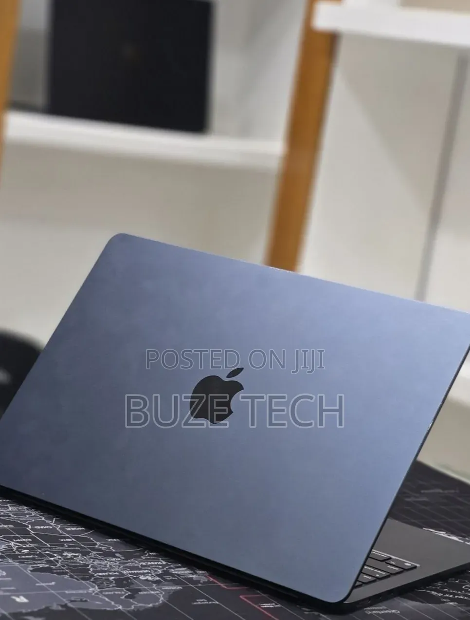 New Laptop Apple MacBook Air 2022 M2 8GB Apple M2 SSD 256GB