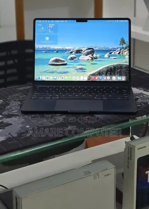 New Laptop Apple MacBook Air 2022 M2 8GB Apple M2 SSD 256GB
