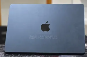 New Laptop Apple MacBook Air 2022 M2 8GB Apple M2 SSD 256GB