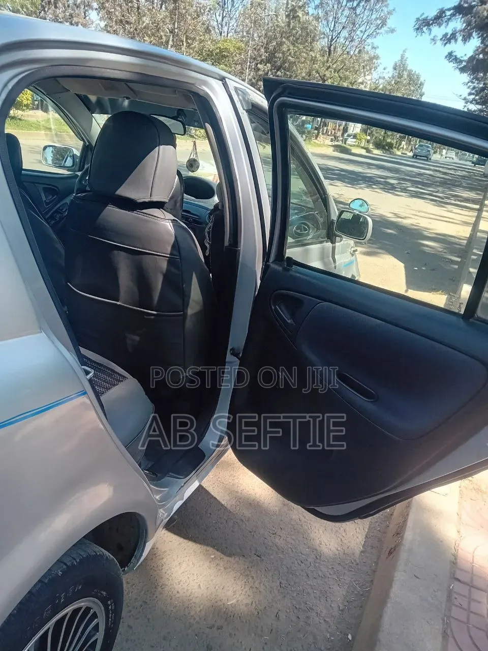 Toyota Vitz 1.0 FWD 3dr 2002 Silver