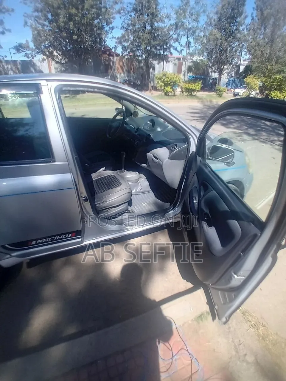Toyota Vitz 1.0 FWD 3dr 2002 Silver