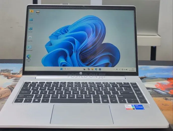 New Laptop HP EliteBook 640 G10 16GB Intel Core i7 SSD 1T