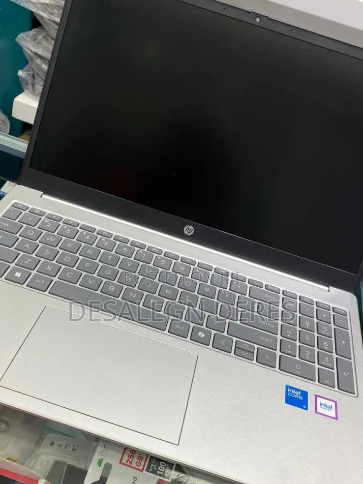 New Laptop HP Stream Notebook 16GB Intel Core i5 SSD 1T