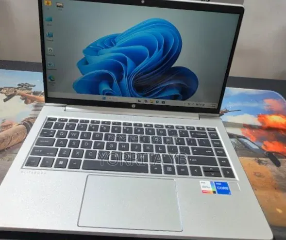 New Laptop HP EliteBook 640 G10 16GB Intel Core i7 SSD 1T