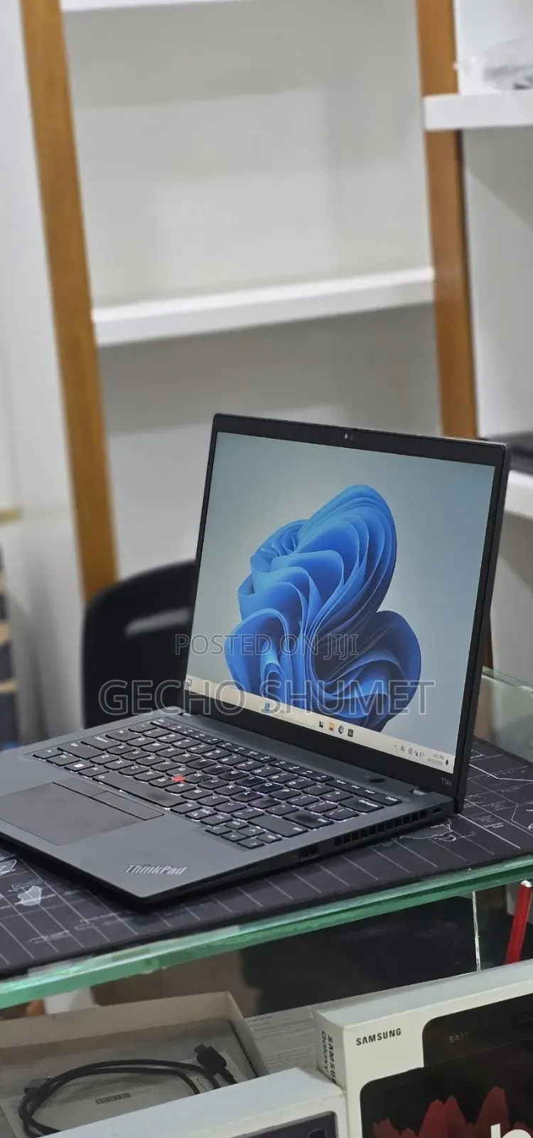 New Laptop Lenovo ThinkPad T14s G4 16GB Intel Core i7 SSD 512GB