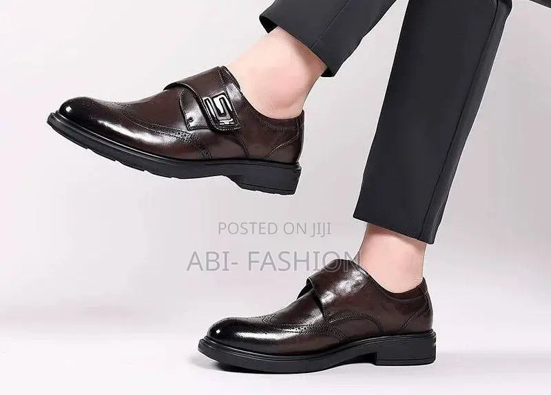 Men's Leather Carved Block Shoes – New Arrival