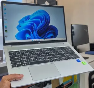 New Laptop HP ProBook 450 G8 16GB Intel Core i7 SSD 512GB