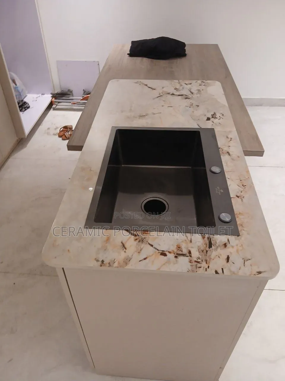 Modern Kitchen Top