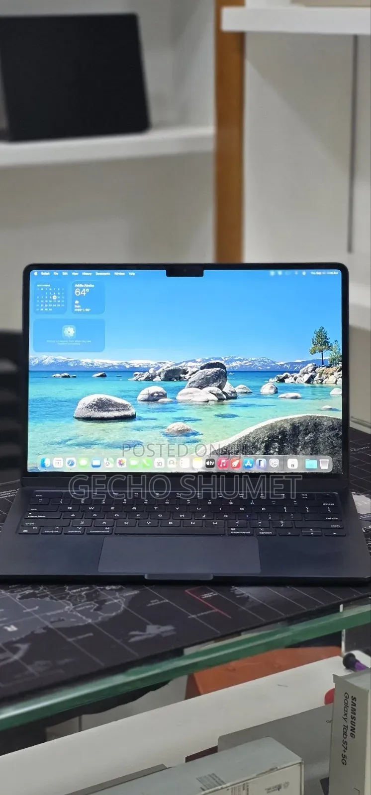 New Laptop Apple MacBook Air 2022 M2 8GB Apple M2 SSD 256GB
