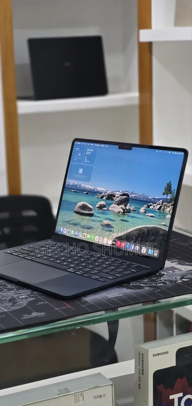 New Laptop Apple MacBook Air 2022 M2 8GB Apple M2 SSD 256GB
