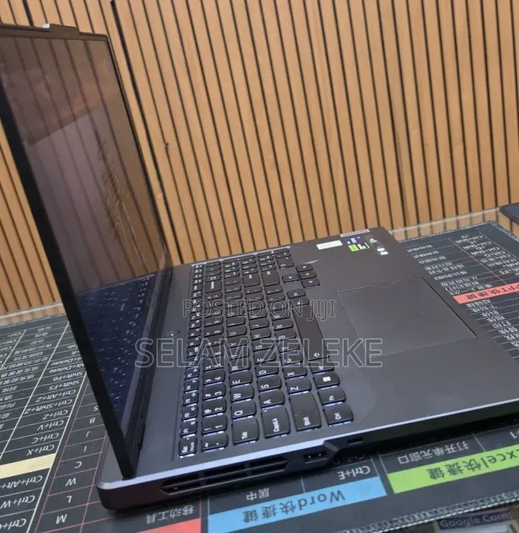 New Laptop Lenovo 16GB Intel Core i9 SSD 1T