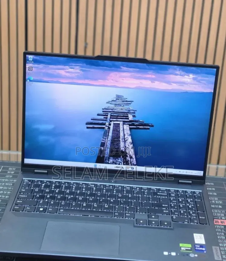 New Laptop Lenovo 16GB Intel Core i9 SSD 1T
