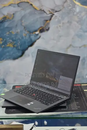 New Laptop Lenovo ThinkPad T14s Gen 2 16GB Intel Core i7 SSD 512GB