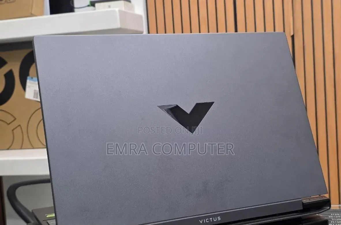 New Laptop HP Victus 16 16GB AMD Ryzen 7 SSD 512GB