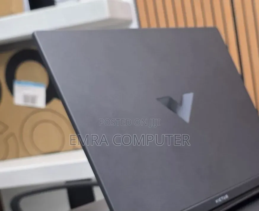 New Laptop HP Victus 16 16GB AMD Ryzen 7 SSD 512GB